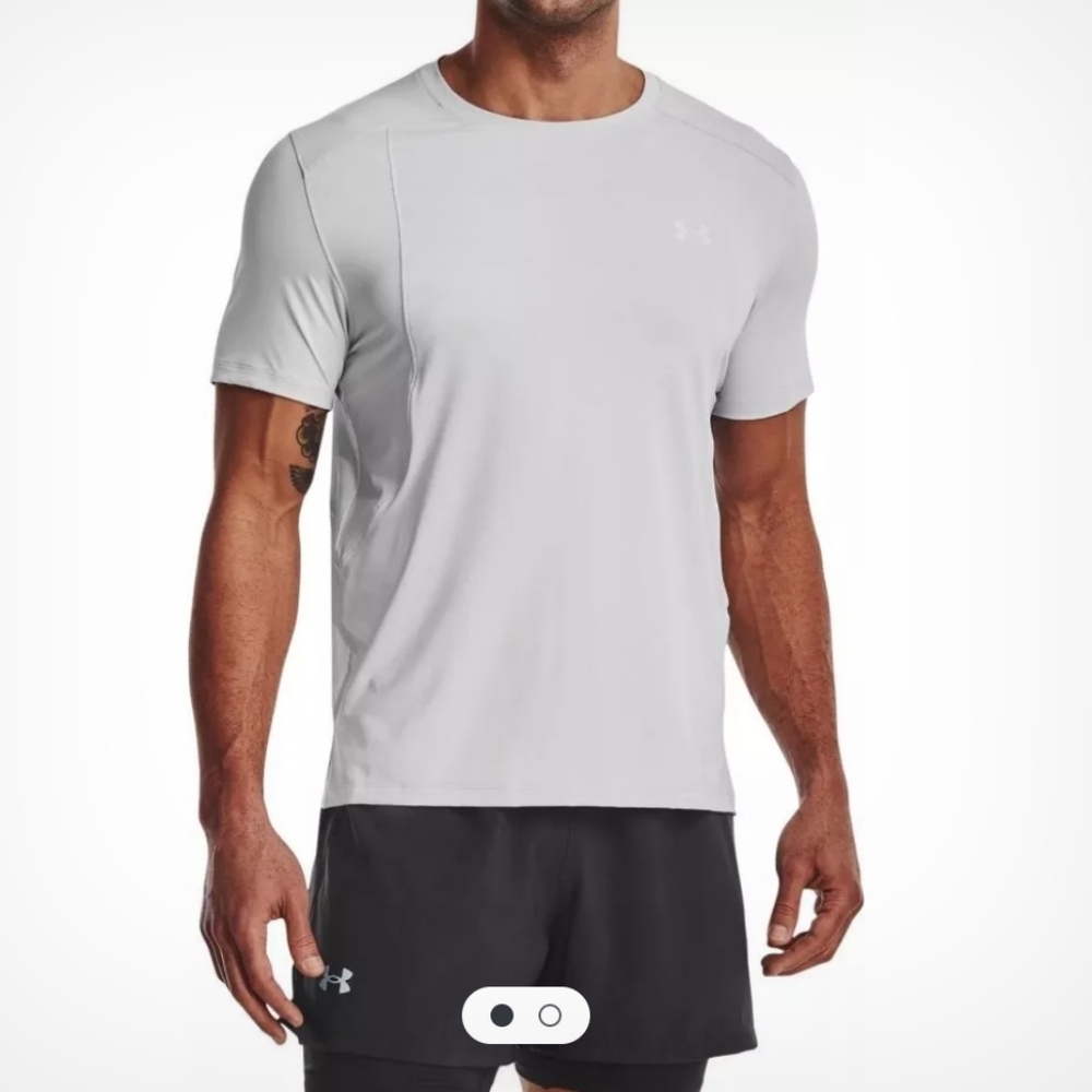 Under Armour UA Mens Silver Iso-Chill Laser  Tee Shirt Large Nwot